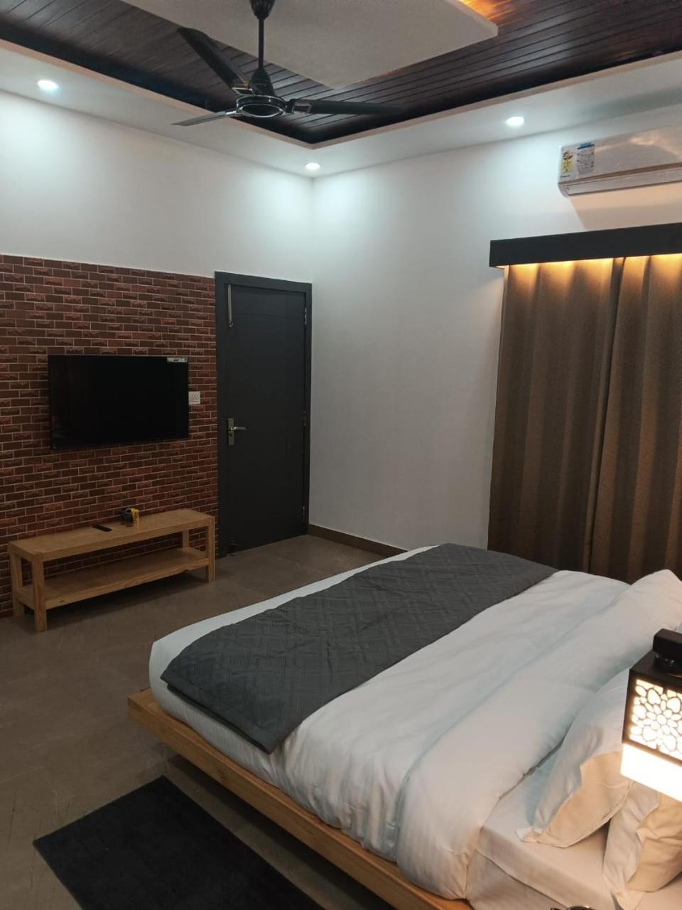 Red Roof Inn Ramnagar  Dış mekan fotoğraf