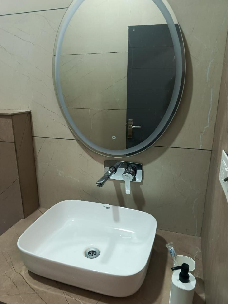 Red Roof Inn Ramnagar  Dış mekan fotoğraf